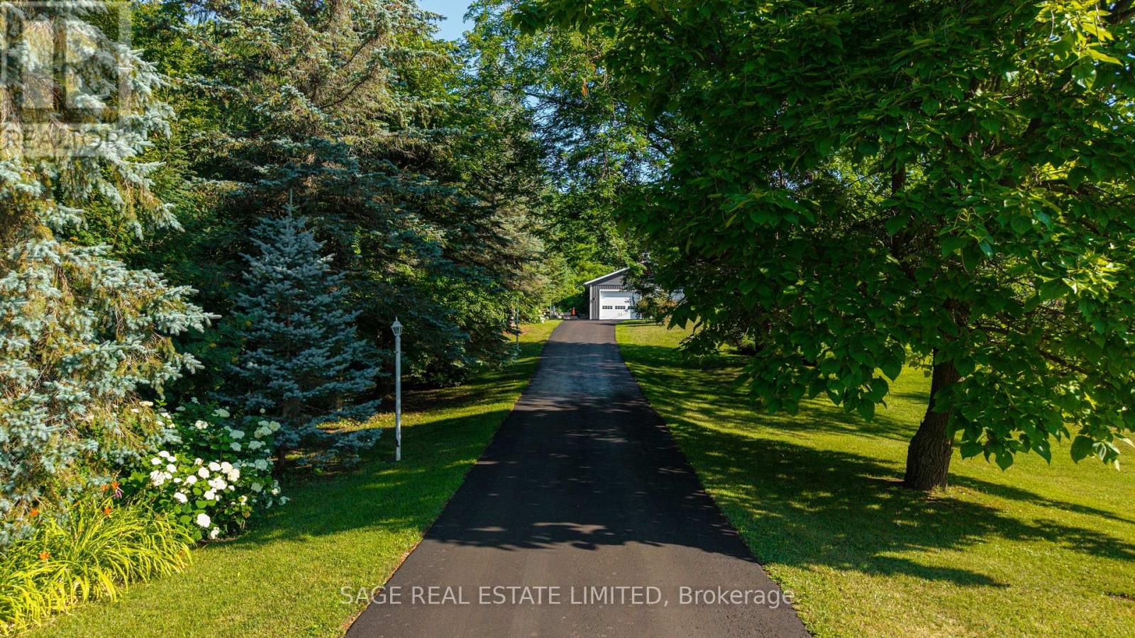 7632 County 9 Road, Clearview (Creemore), Ontario, L0M1G0, Clearview (Creemore), Ontario — photo 4 of 5