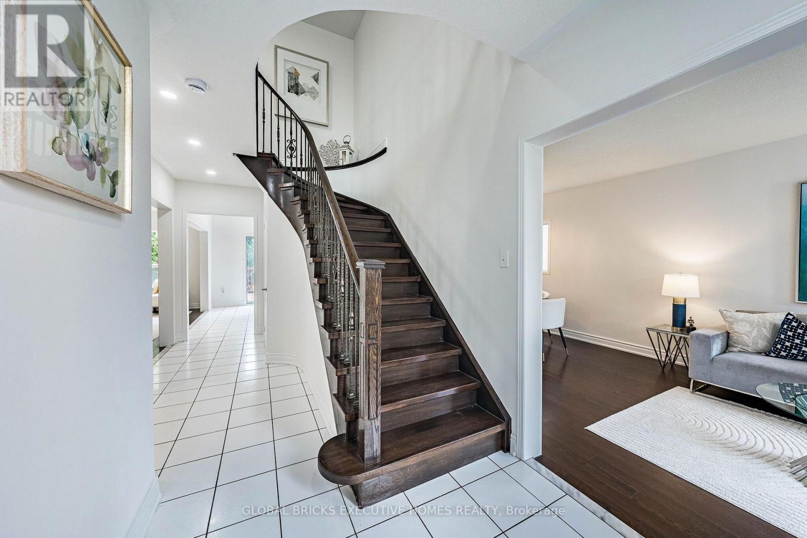 6348 NEWCOMBE DRIVE - 17