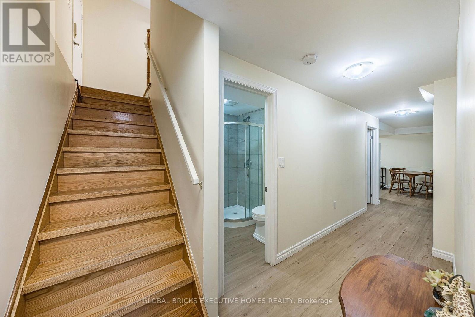 6348 NEWCOMBE DRIVE - Image 36