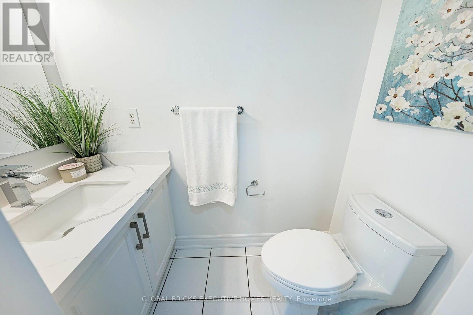 6348 NEWCOMBE DRIVE - 15
