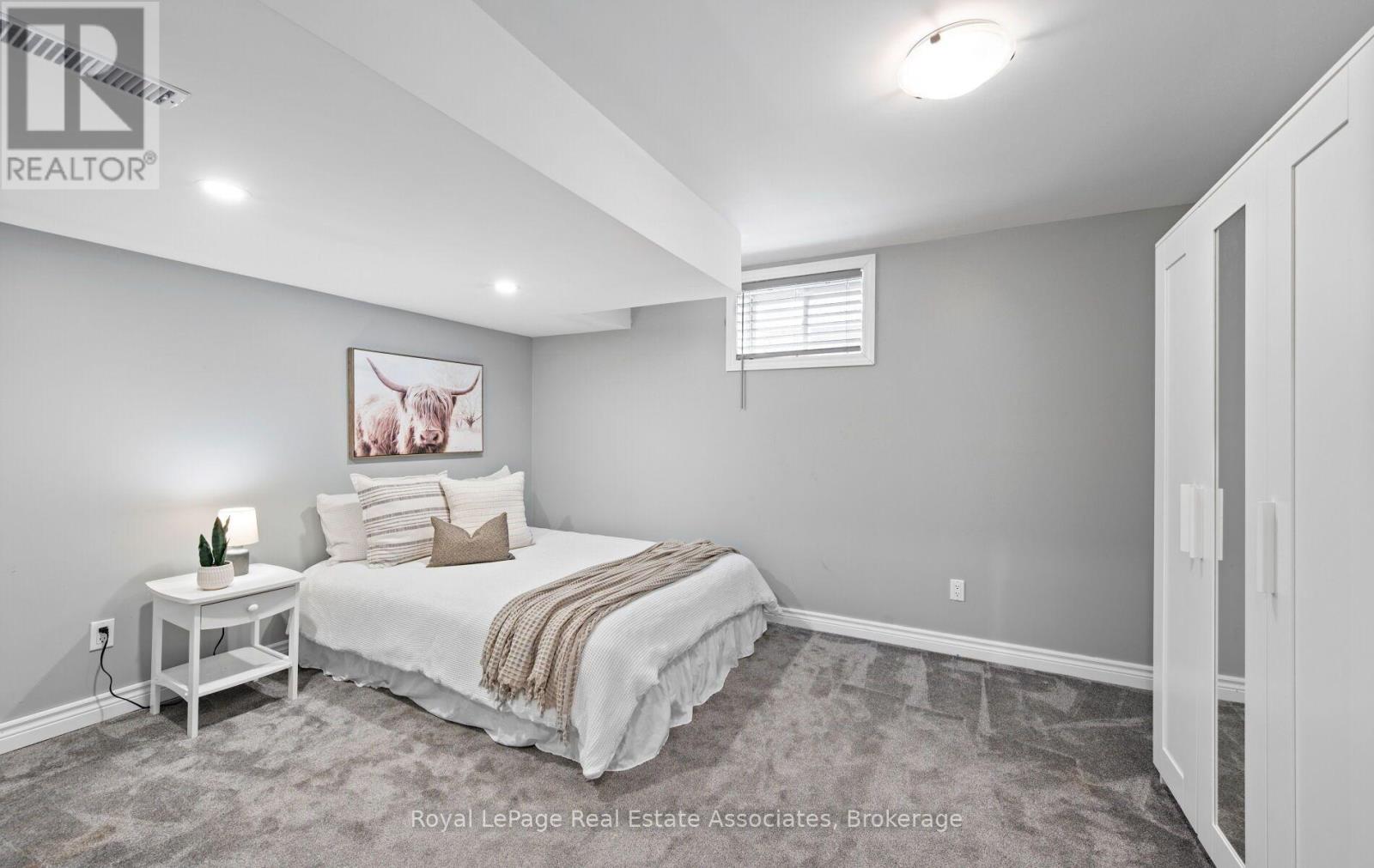 17 NELLES STREET - Image 45