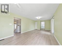 Bedroom 2 - 9 Richmond Street W, Kawartha Lakes, ON K0M2B0 Photo 8