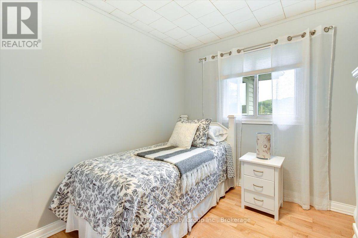 5 FOREST HILL ROAD - Image 23
