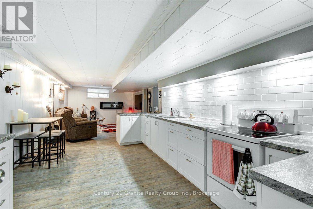 5 FOREST HILL ROAD - Image 36