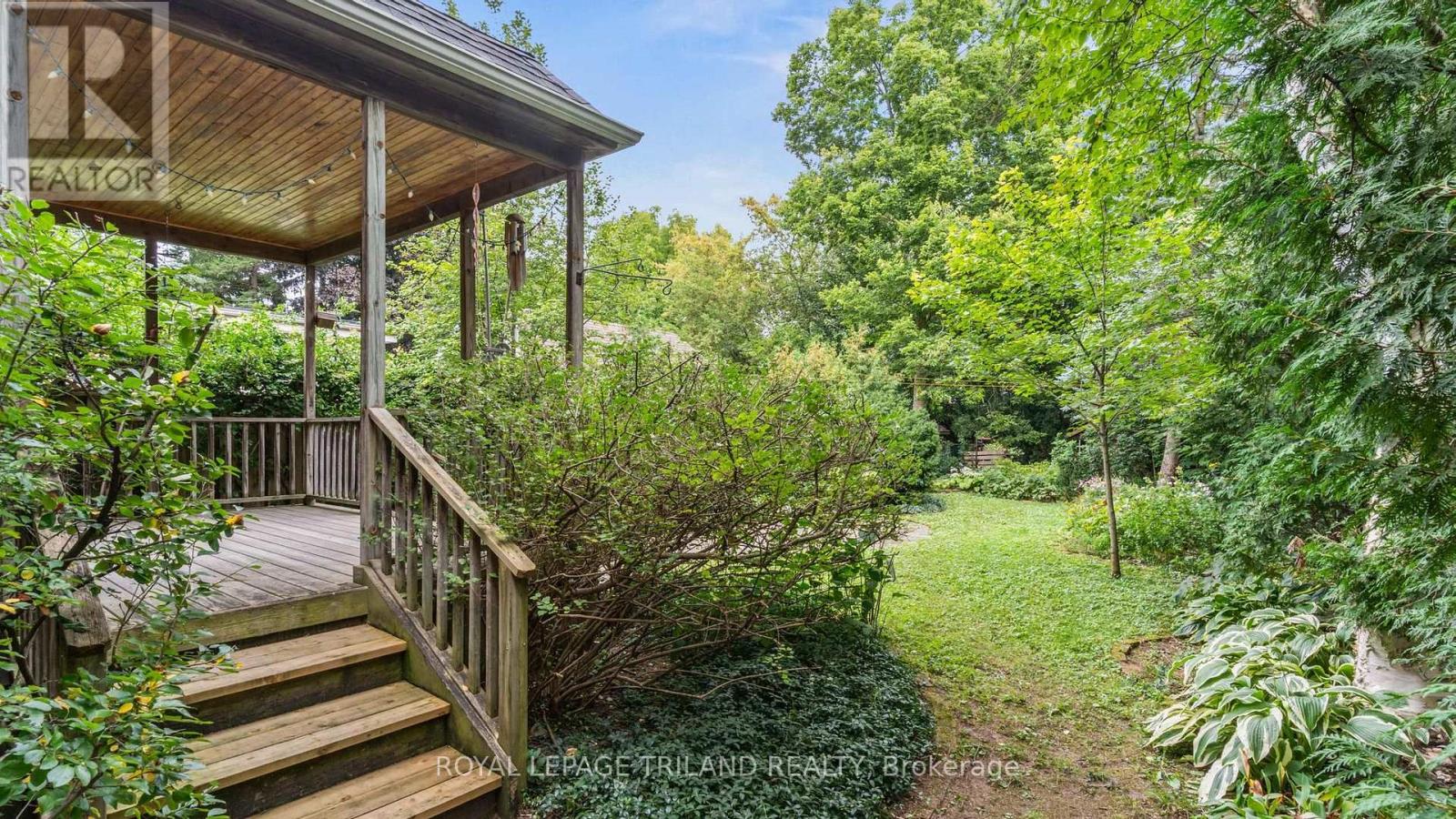 964 MAITLAND STREET - 29