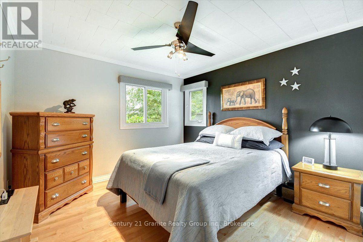 5 FOREST HILL ROAD - Image 28