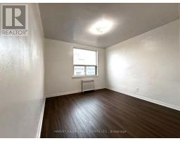402 - 1490 Eglinton Avenue W, Toronto, ON M6E2G5 Photo 9