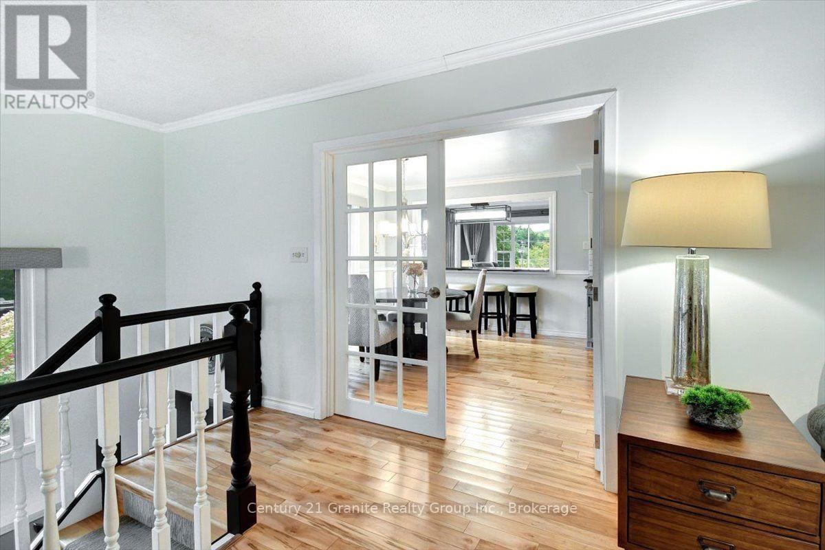 5 FOREST HILL ROAD - Image 9