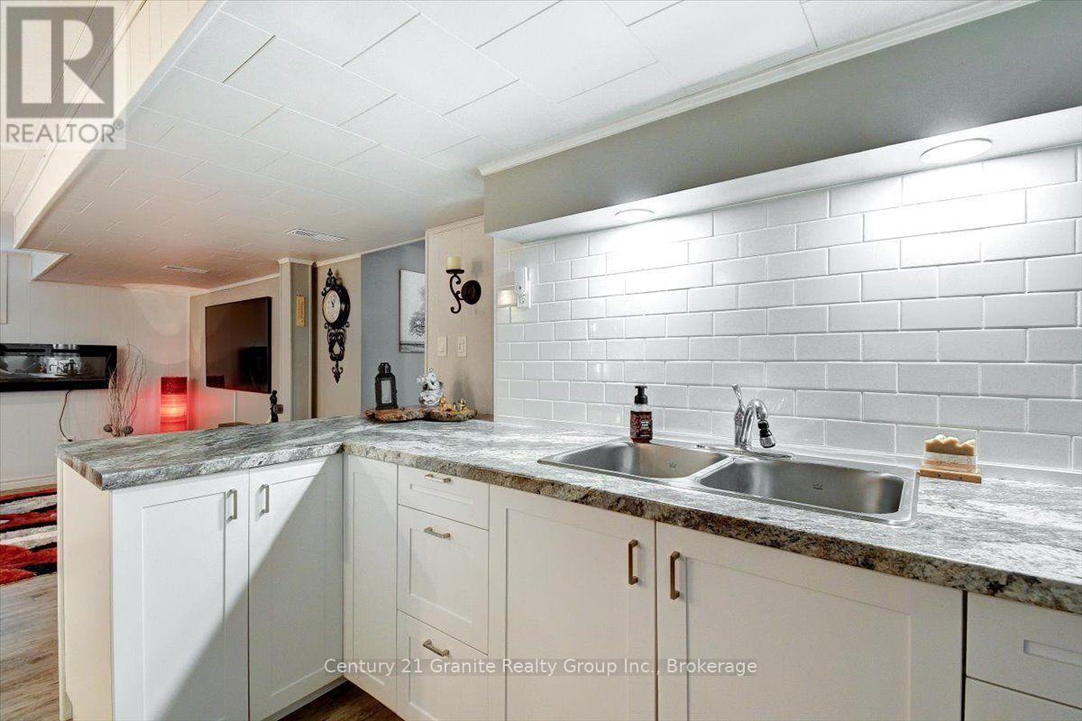 5 FOREST HILL ROAD - Image 39