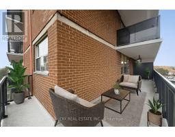 906 - 70 Park Street E, Mississauga, ON L5G1M5 Photo 9