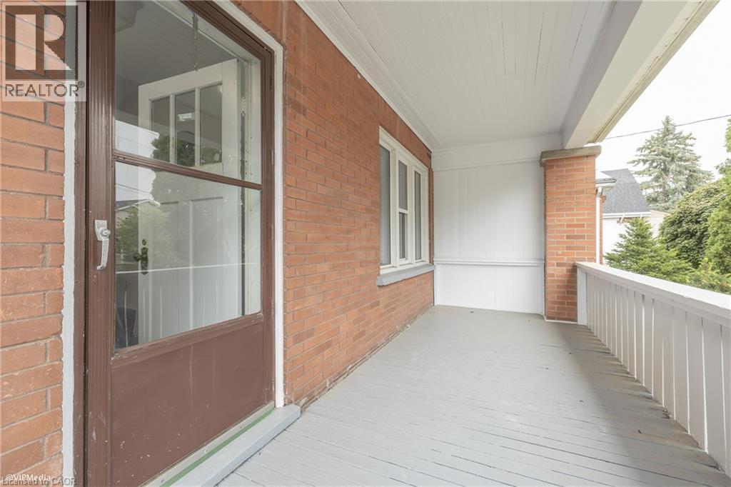 177 REGINA Street N - 4