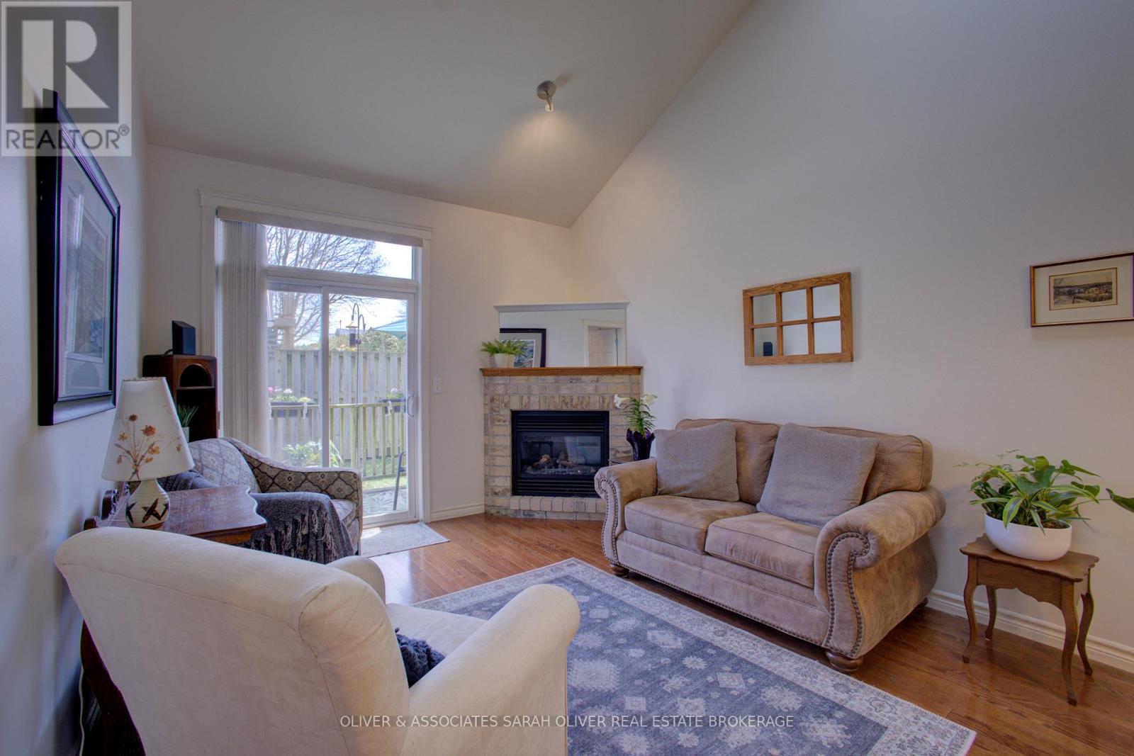 #6 433 Queen Street, Kincardine, Ontario, N2Z0A2, Kincardine, Ontario — photo 5 of 5