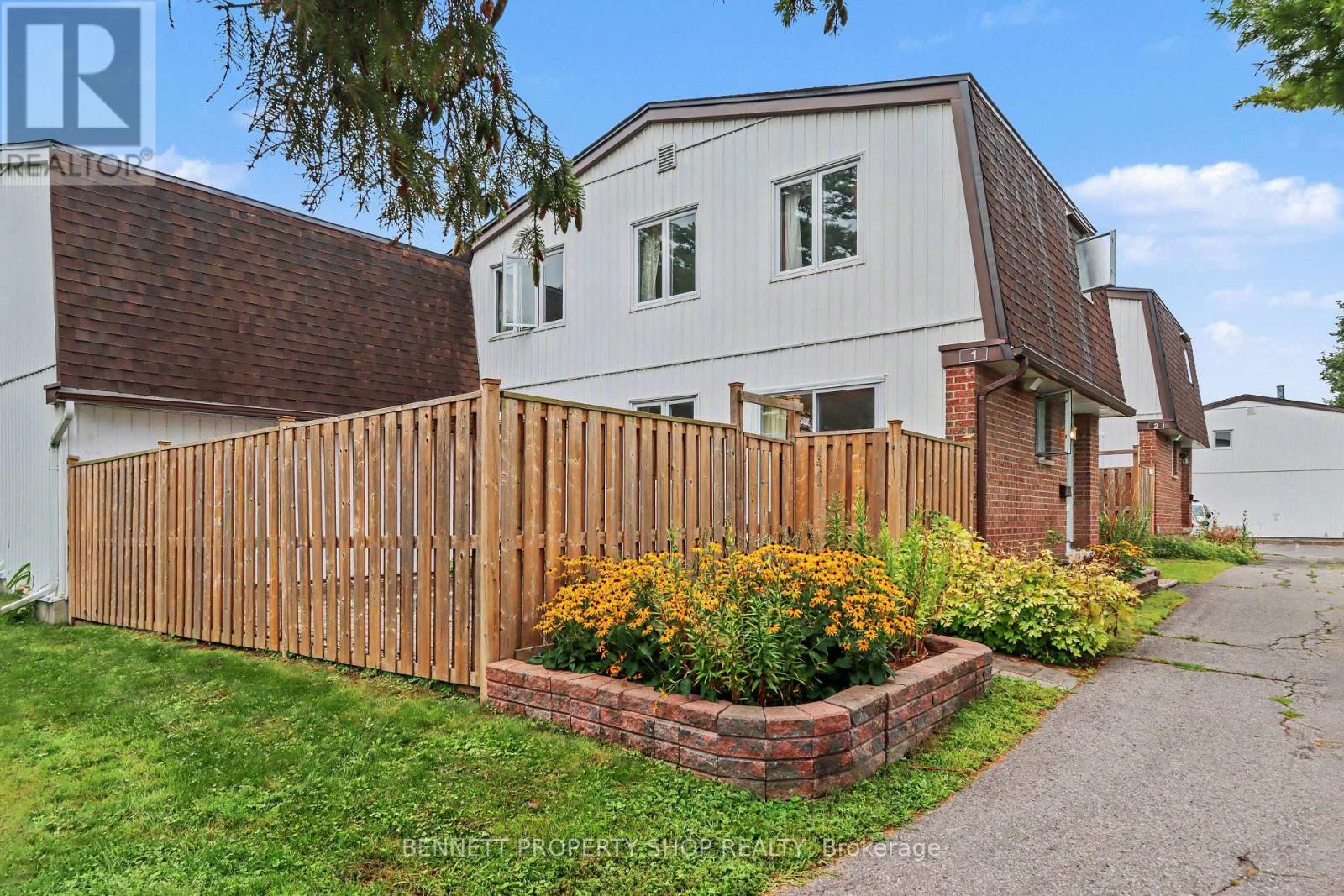 #1 837 EASTVALE DRIVE - Image 13