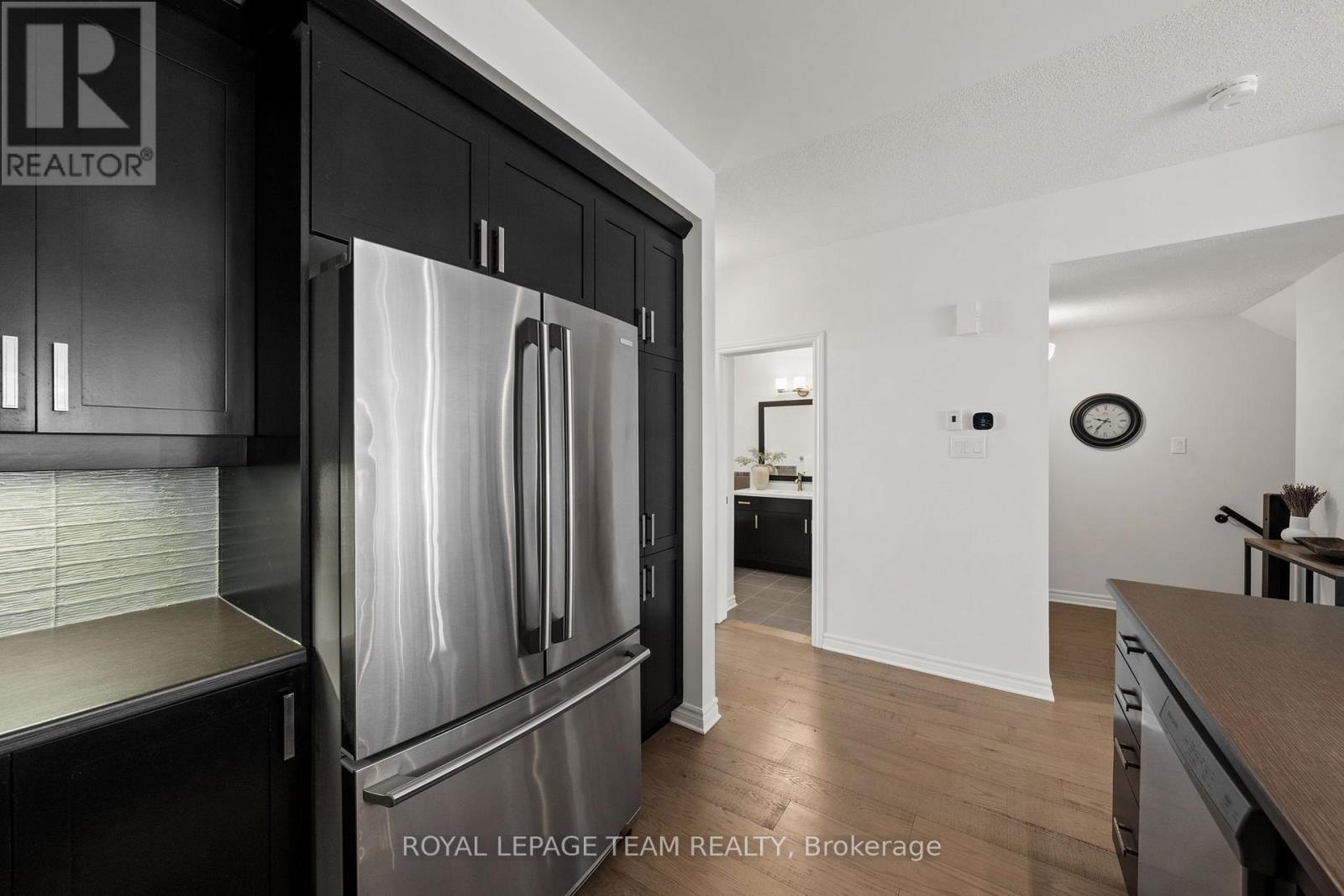 212 PEMBINA PRIVATE - 19