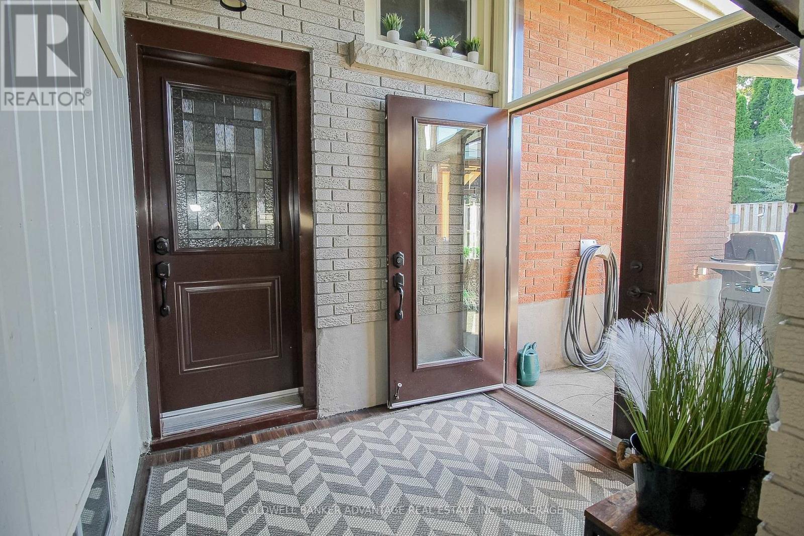 60 GLADYS AVENUE - Image 37