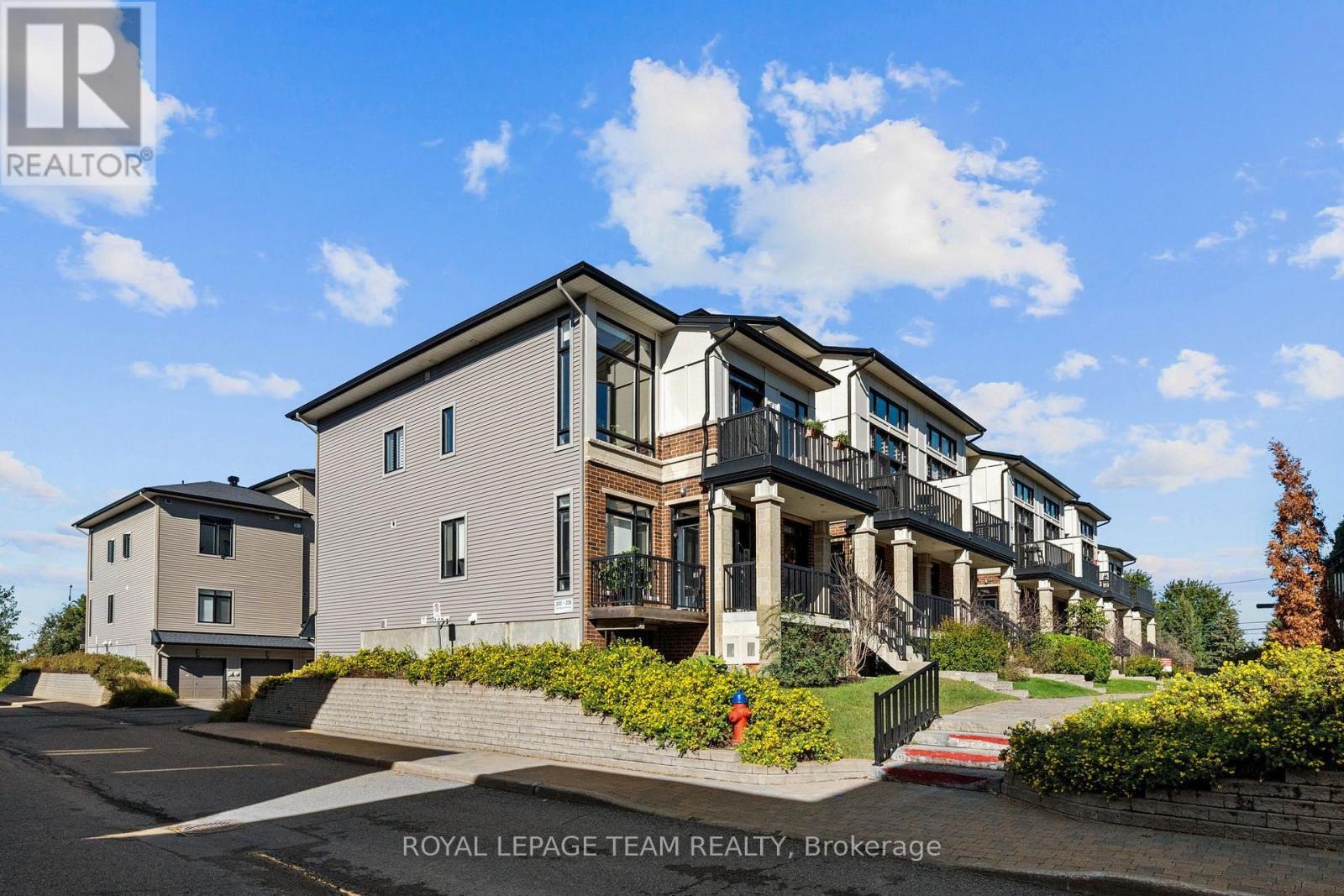 212 PEMBINA PRIVATE - 41