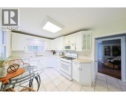 974 London Road, Sarnia, ON N7S1N7 Photo 17