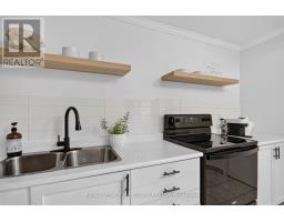 Bedroom 3 - 209 Sherway Drive, Ottawa, ON K2J2B3 Photo 10