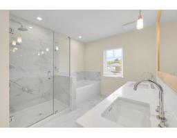 12955 15a Avenue, Surrey, BC V4A0B7 Photo 13