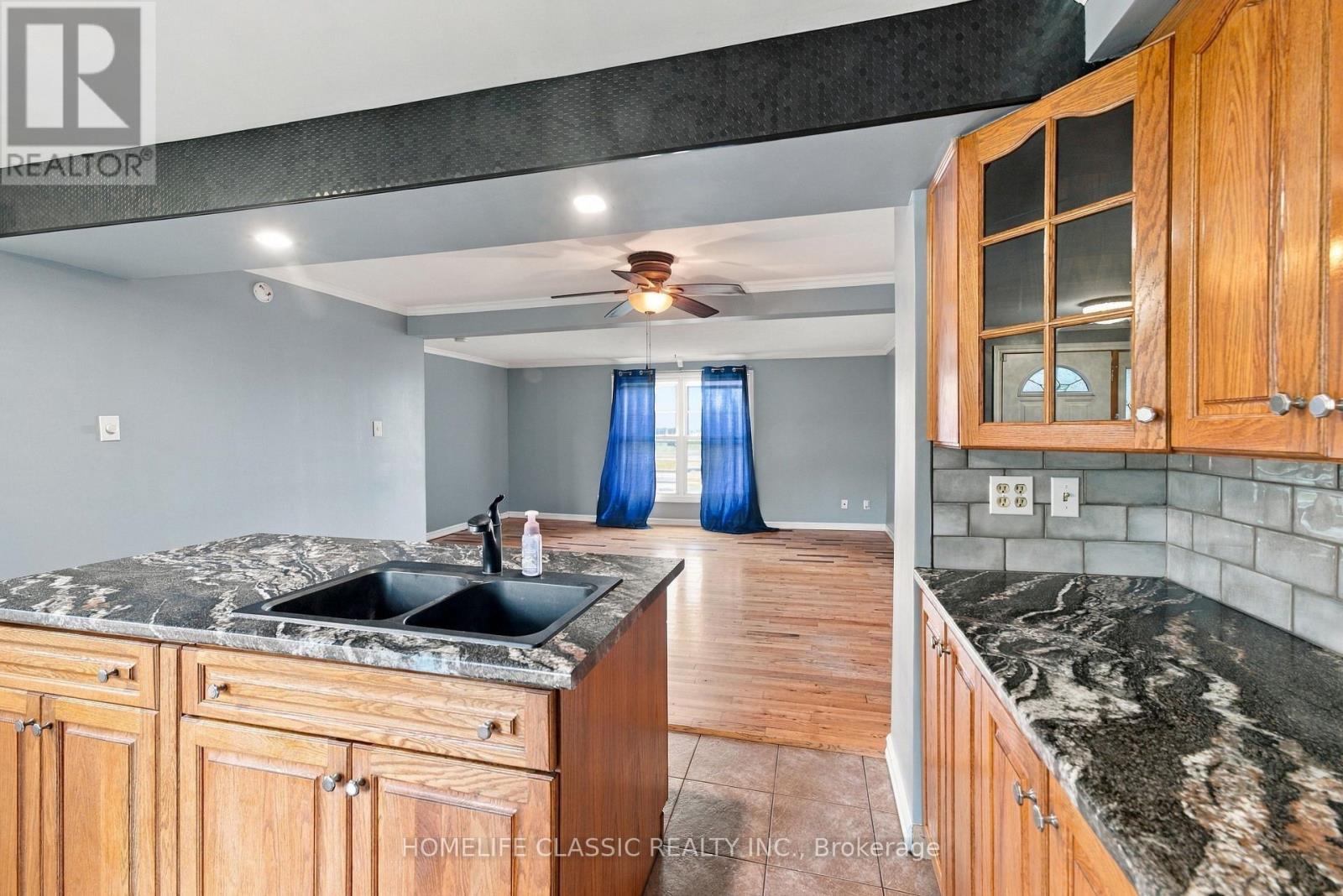 22 FROBISHER COURT - Image 7