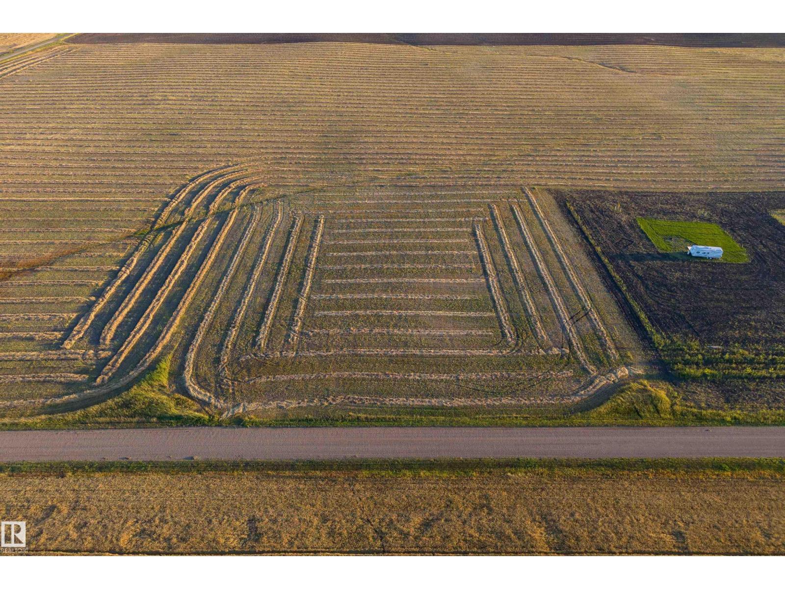 Rge Rd 261 Twp Rd 570