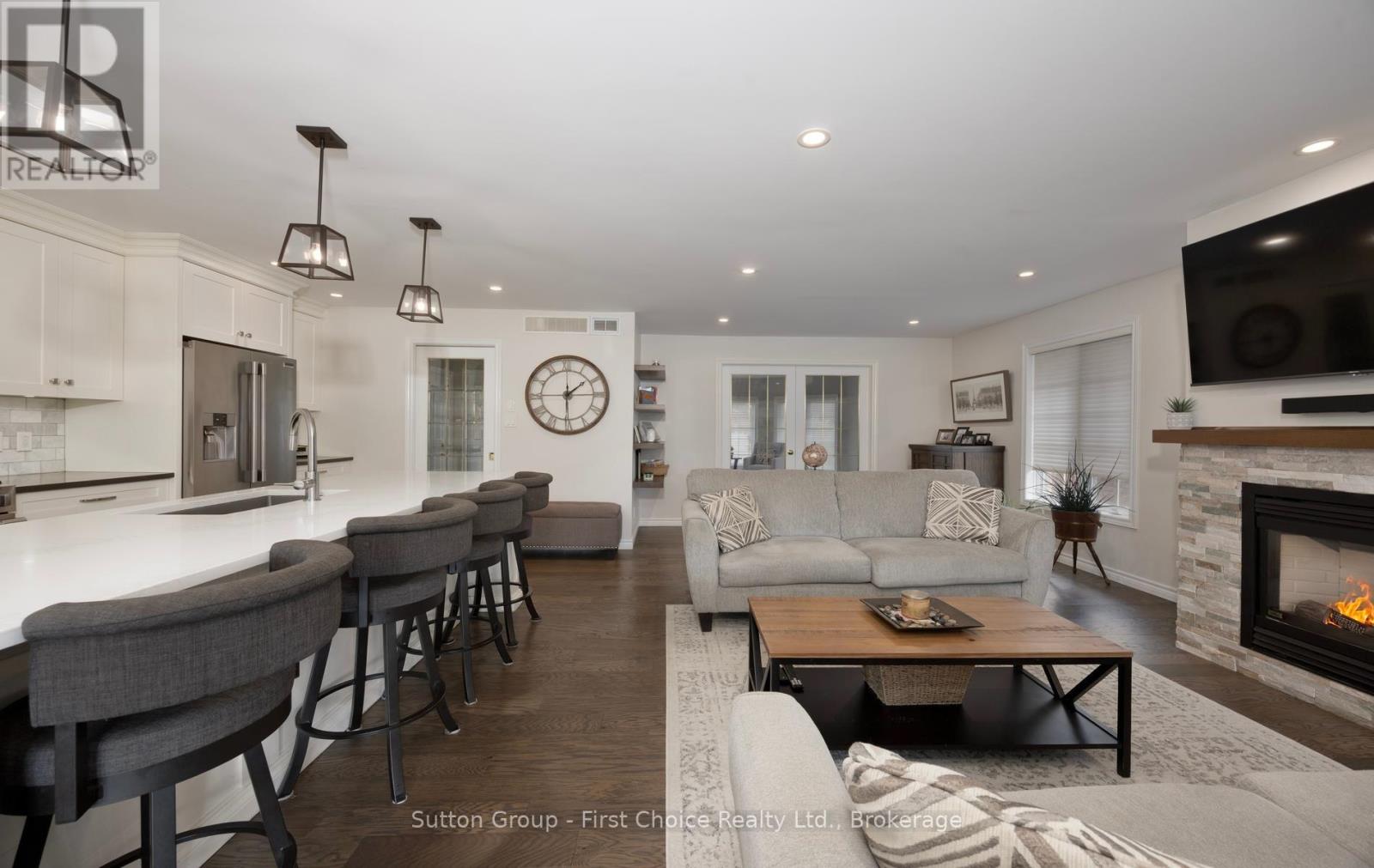 259 BRIARHILL DRIVE - 11