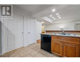 Laundry room - 401 Carling Terrace, North Huron, ON N0G2W0 Photo 13