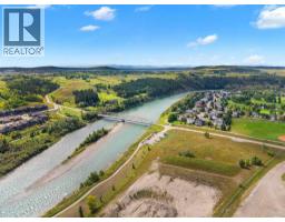 116 Quartz Crescent, Cochrane, AB T4C3G2 Photo 45