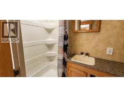 412 Route 695, Whites Cove, NB E4C2B7 Photo 10