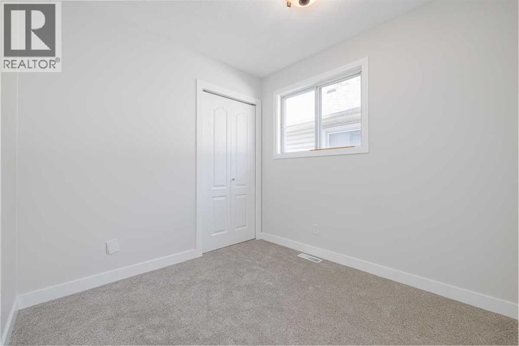 5 Erin Grove Place SE - 15