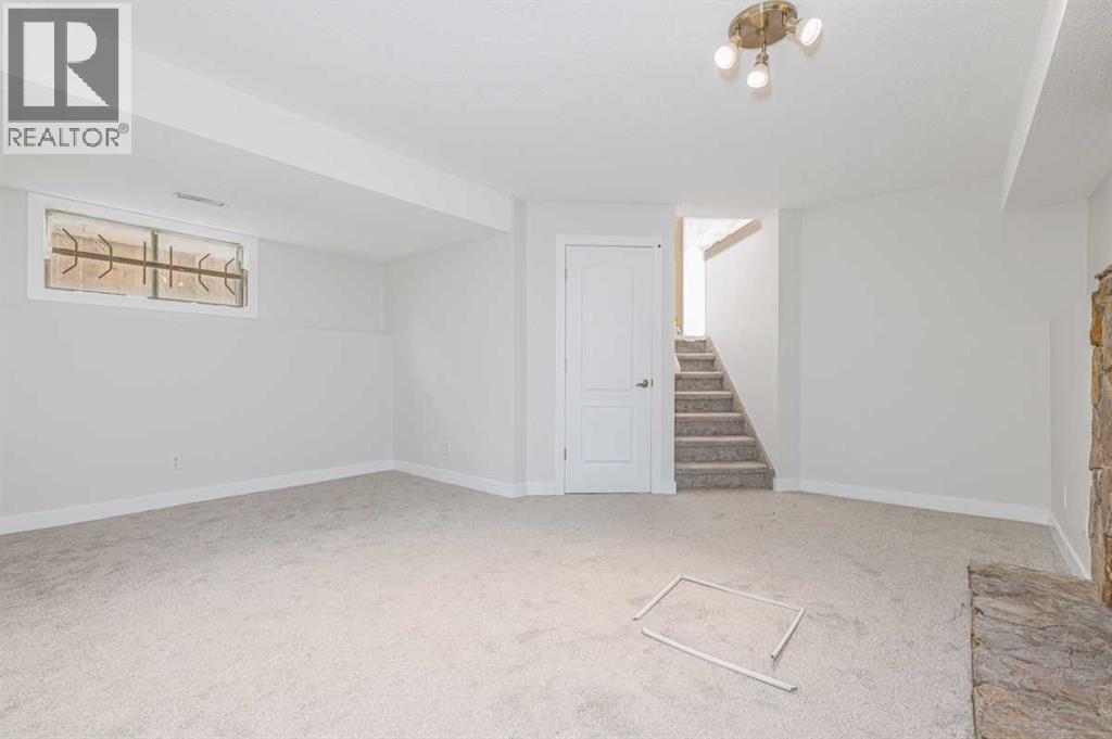 5 Erin Grove Place SE - 17
