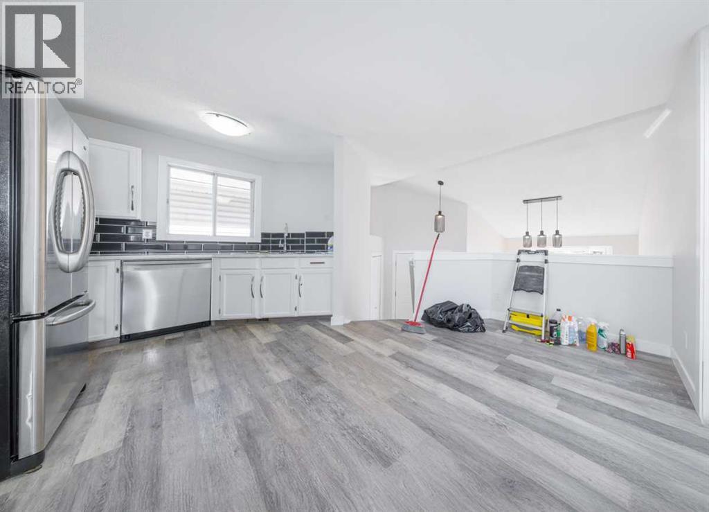 5 Erin Grove Place SE - 8