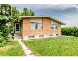 416 & 418 33 Avenue NE - photo 2