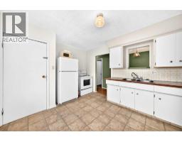 Bedroom - 416 & 418 33 Avenue Ne, Calgary, AB T2E2J1 Photo 8