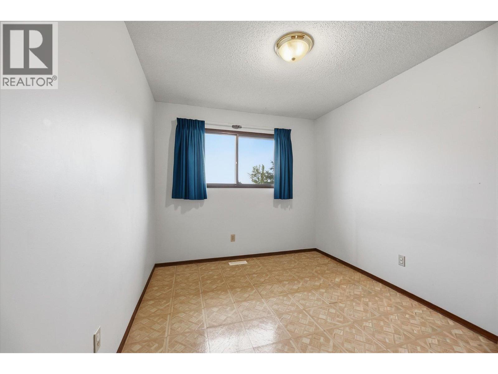 3605 15 Avenue - 14