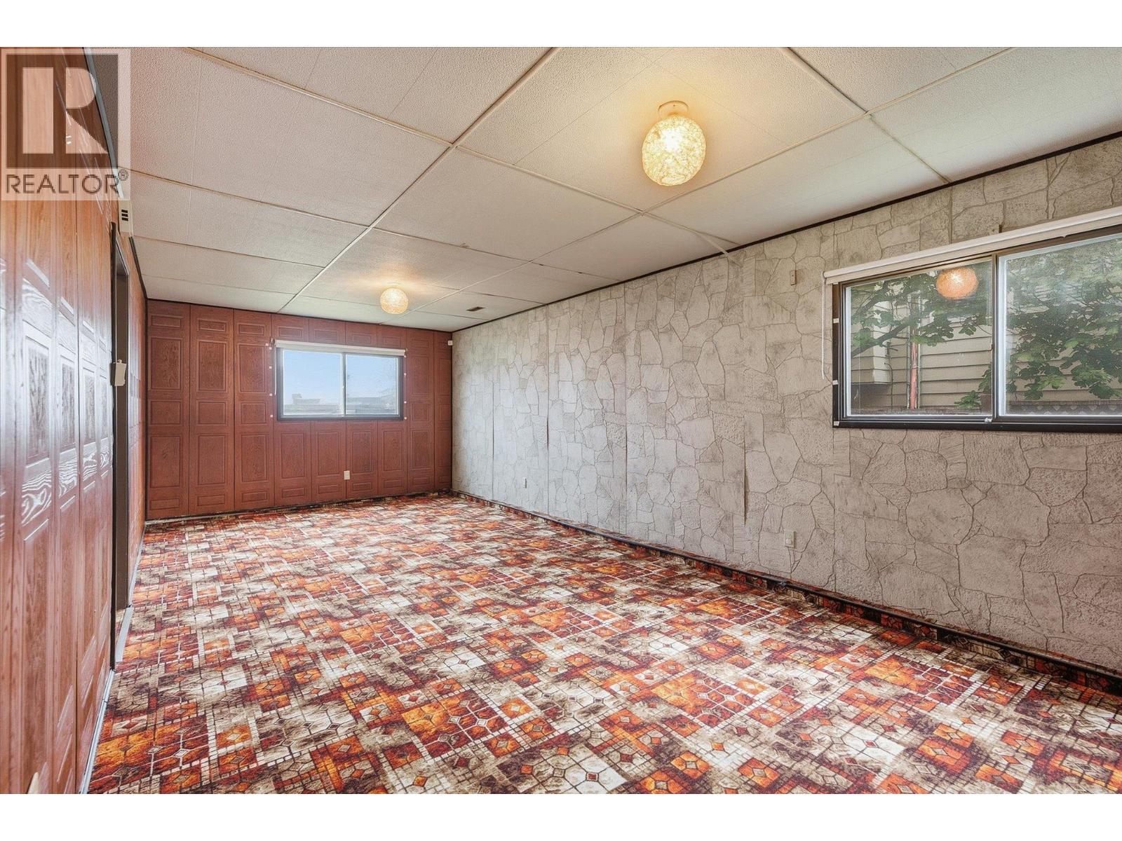 3605 15 Avenue - 22