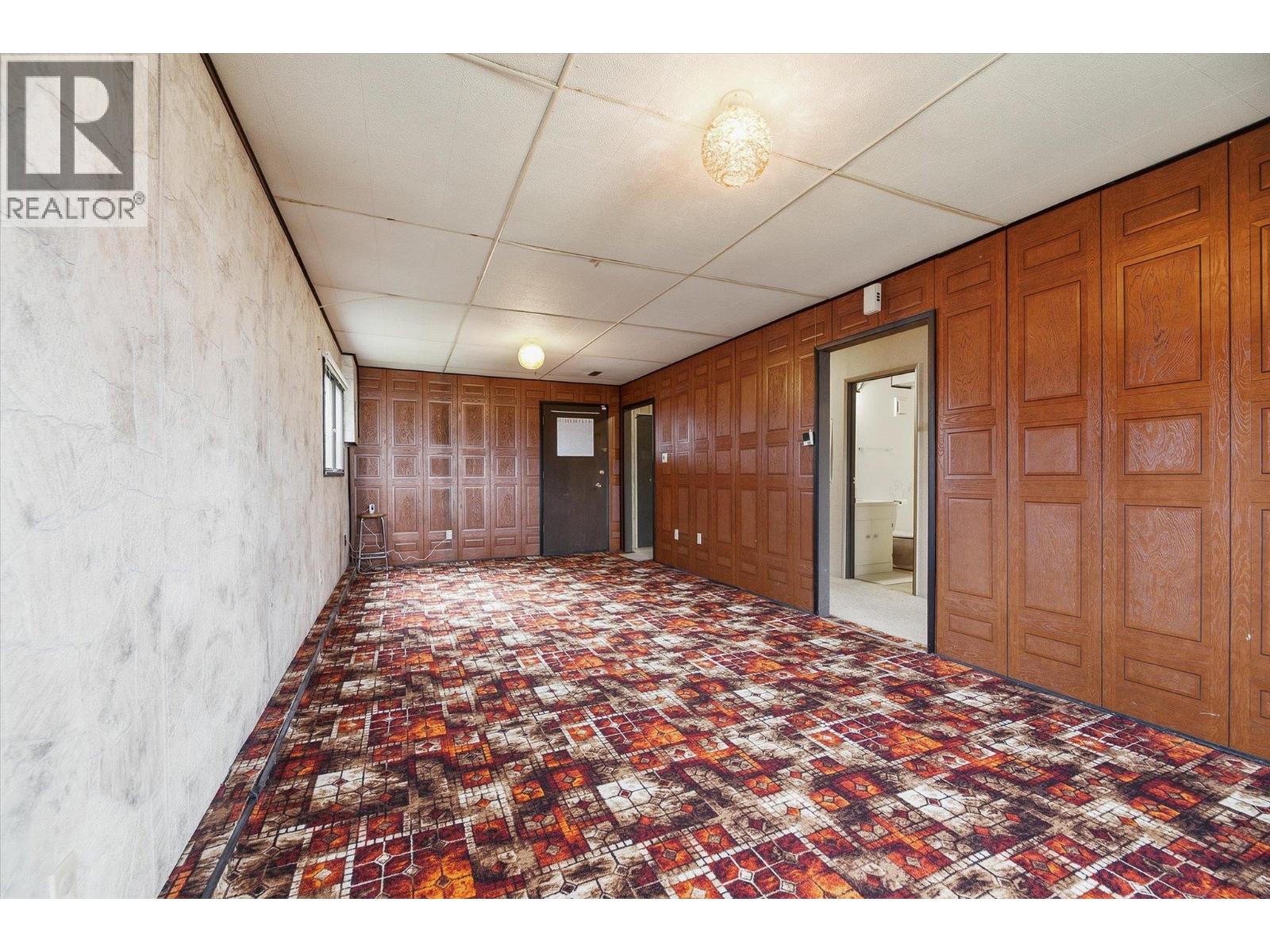 3605 15 Avenue - 24