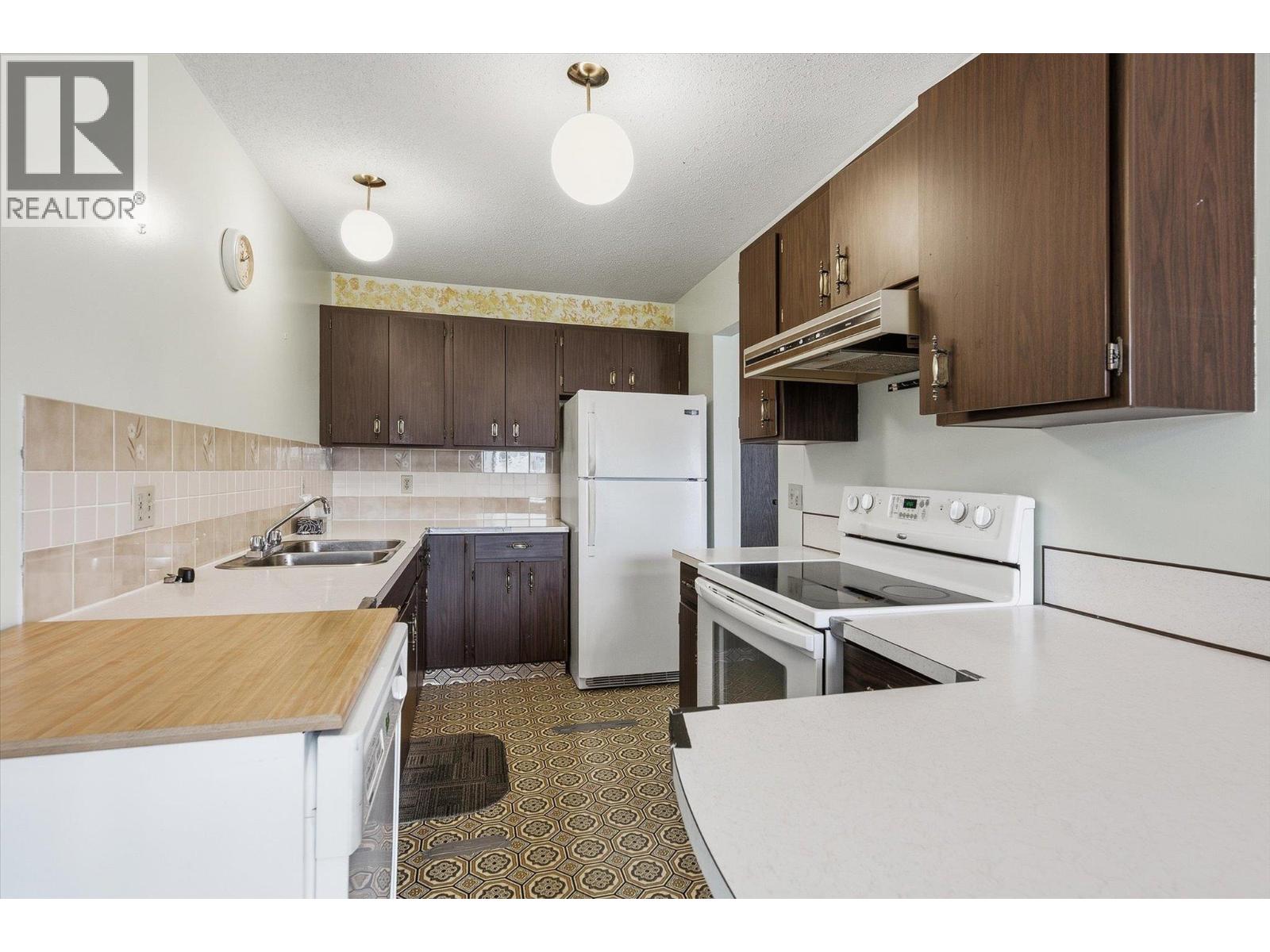 3605 15 Avenue - Image 8