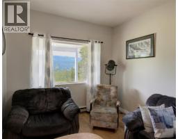 Kitchen - 1311 Mallory Road, Enderby, BC V4Y4H7 Photo 10