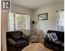 4pc Bathroom - 1311 Mallory Road, Enderby, BC V4Y4H7 Photo 7