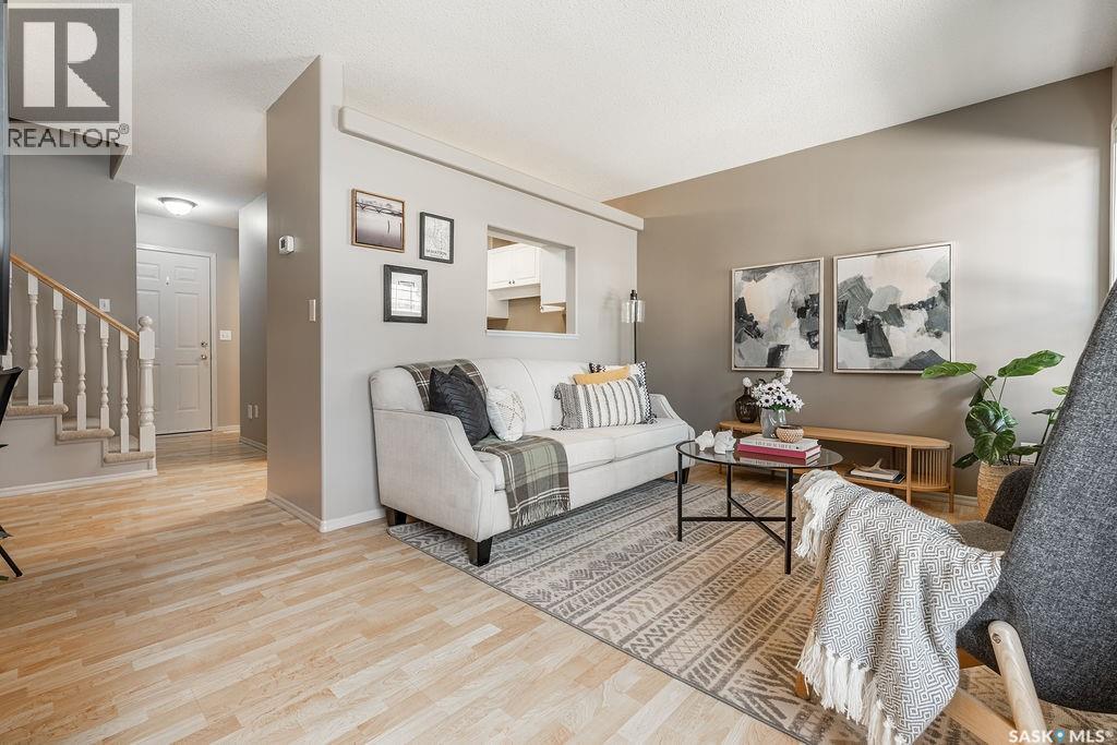5 102 WILLOW STREET, Saskatoon — photo 4