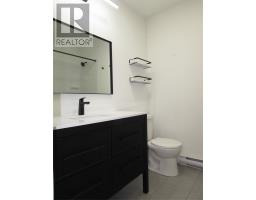 30 Johnsons Avenue thumbnail 24