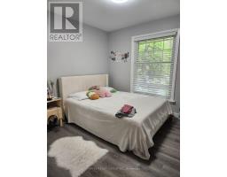 Upper - 1 Sutton Place, London North, ON N6H3V2 Photo 8