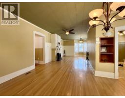 1407 4 Avenue S - photo 14