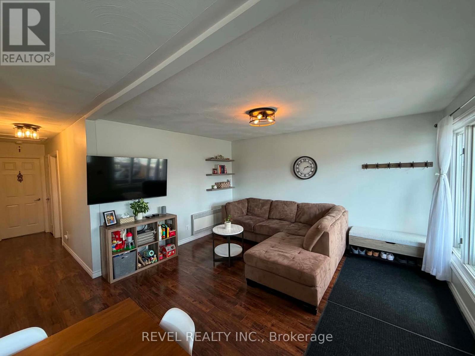315 FRONTENAC CRESCENT, Timmins (MTJ - Main Area) — photo 5