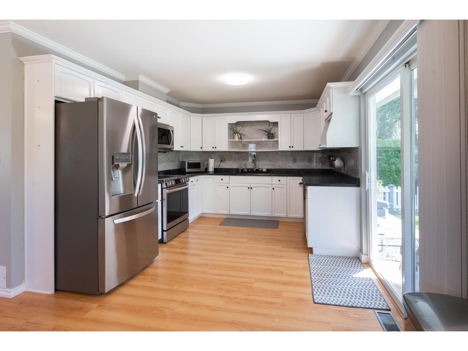 3 Bed, 3 Bath House for Sale in Abbotsford – 21 3635 BLUE JAY STREET, Abbotsford – MLS# R3166713 - Image 7