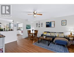 15 Farrell Drive thumbnail 10