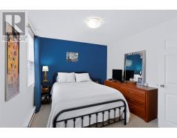 15 Farrell Drive thumbnail 12