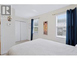 15 Farrell Drive thumbnail 13