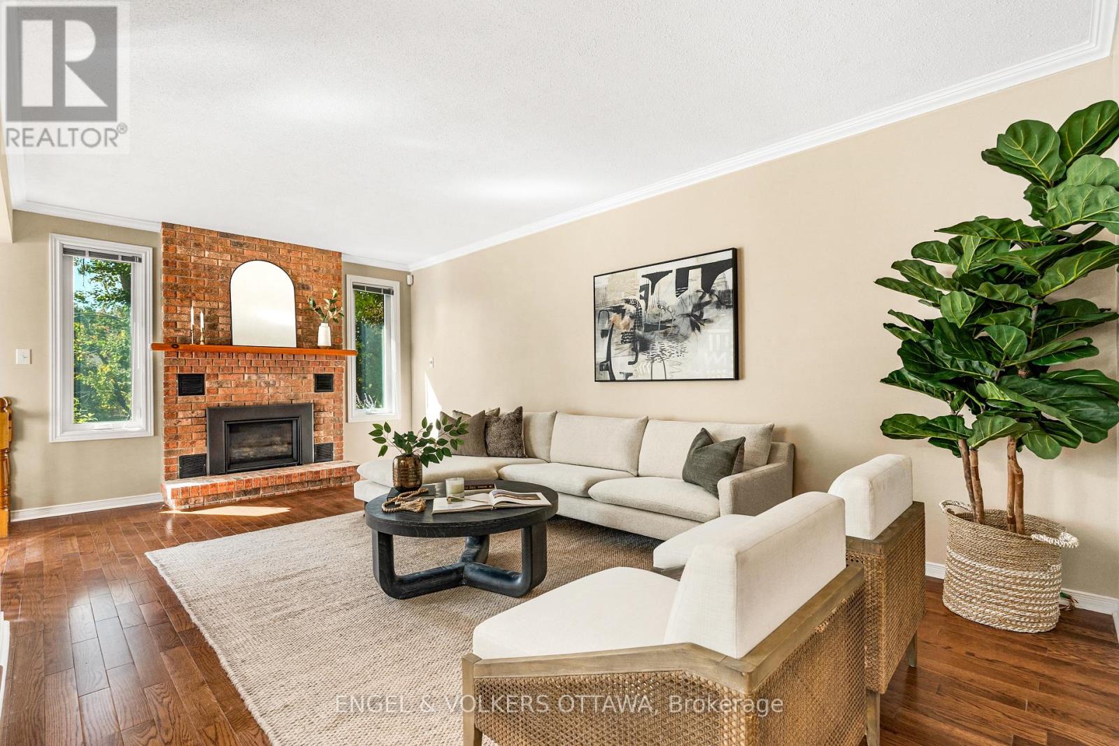 6 FOREST HEIGHTS AVENUE photo 21